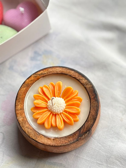 Sunbrew Daisy Candle