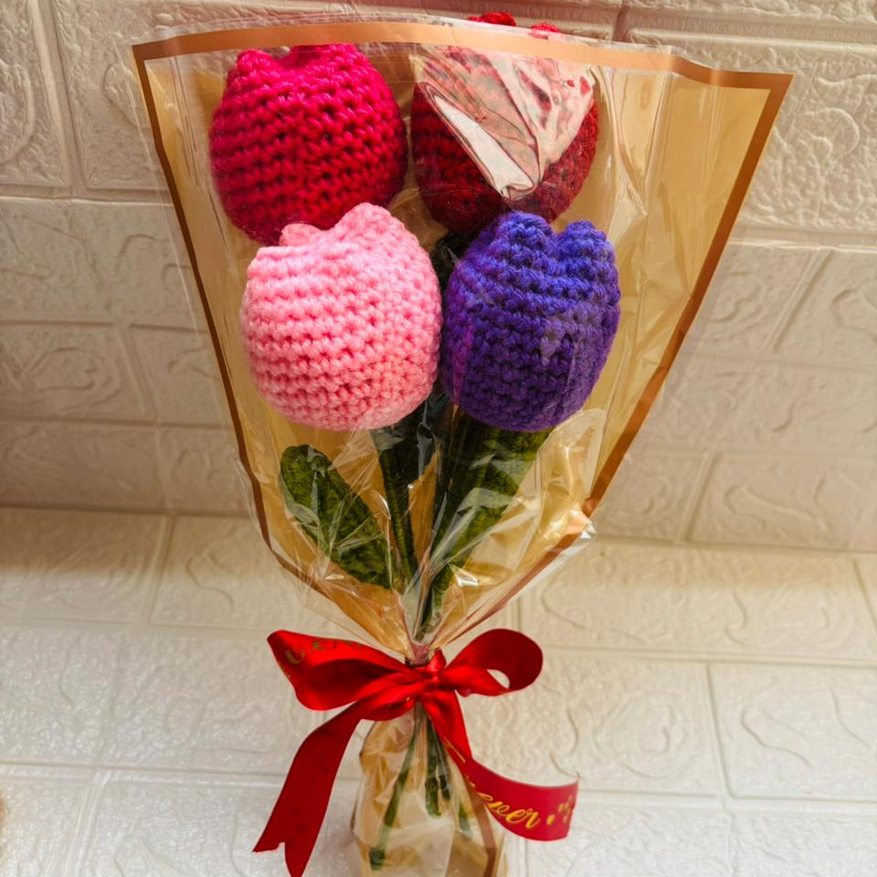 Forever Tulip Crochet Bouquet